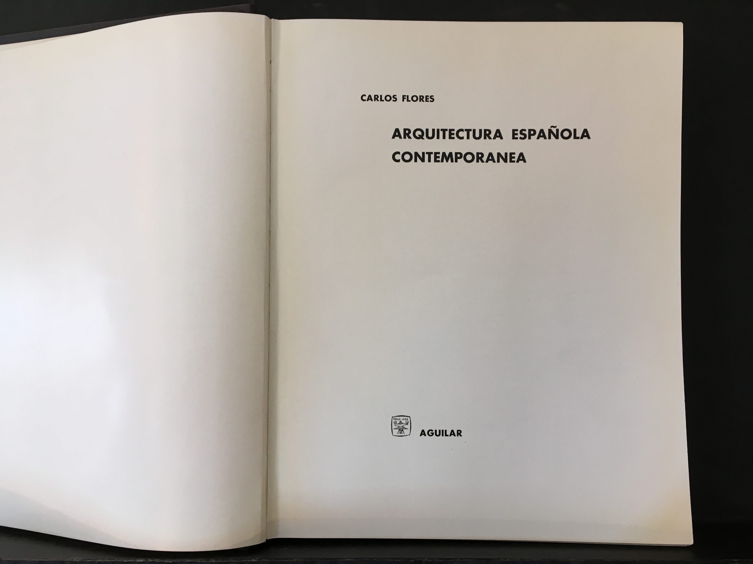 Flores, Carlos: Arquitectura española contemporanea (1961) - Image 2