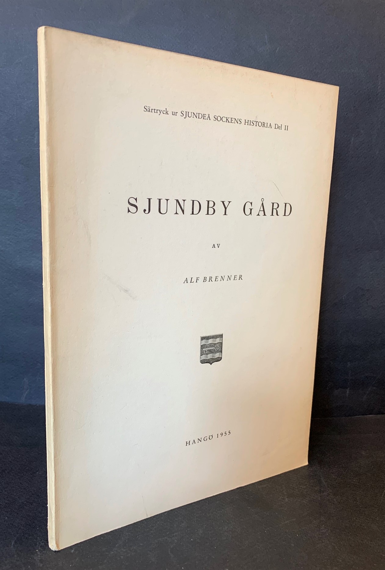 Brenner, Alf: Sjundby gård